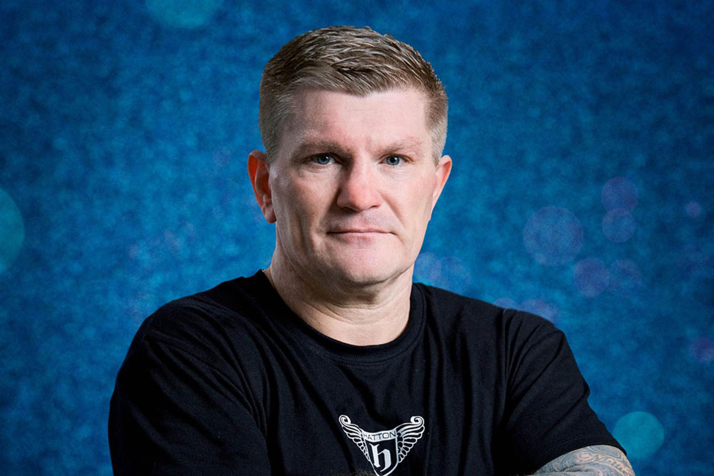 World Champion Boxer Ricky Hatton MBE is the first celebrity confirmed for Dancing on Ice