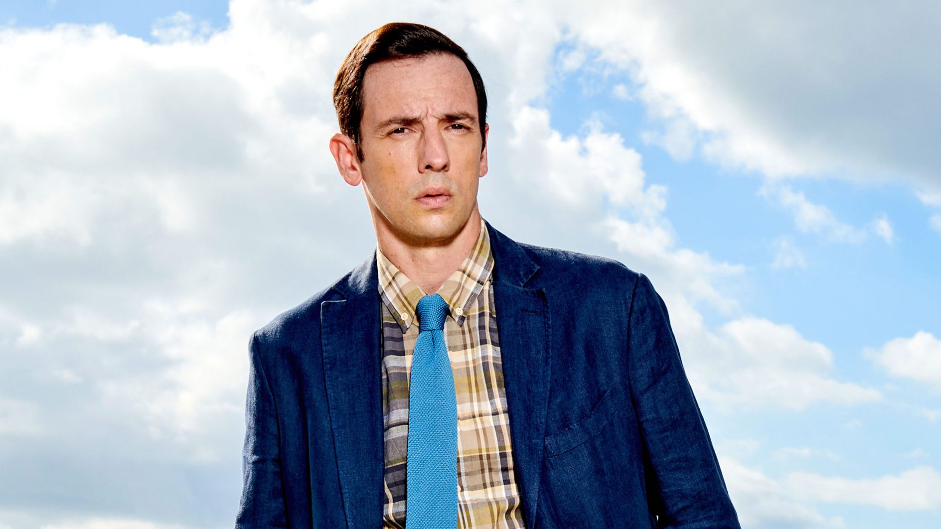 Interview with Ralf Little who plays DI Neville Parker on Death in Paradise's 100th episode - Feb 3