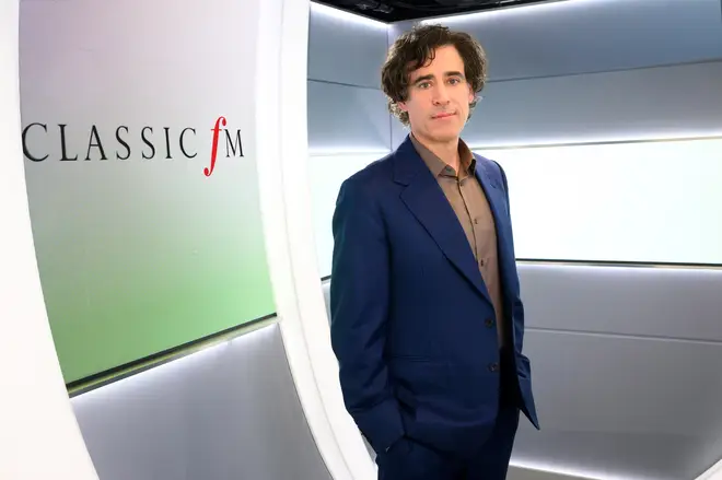 Stephen Mangan signs to Classic FM as part of station’s exciting new 2024 schedule