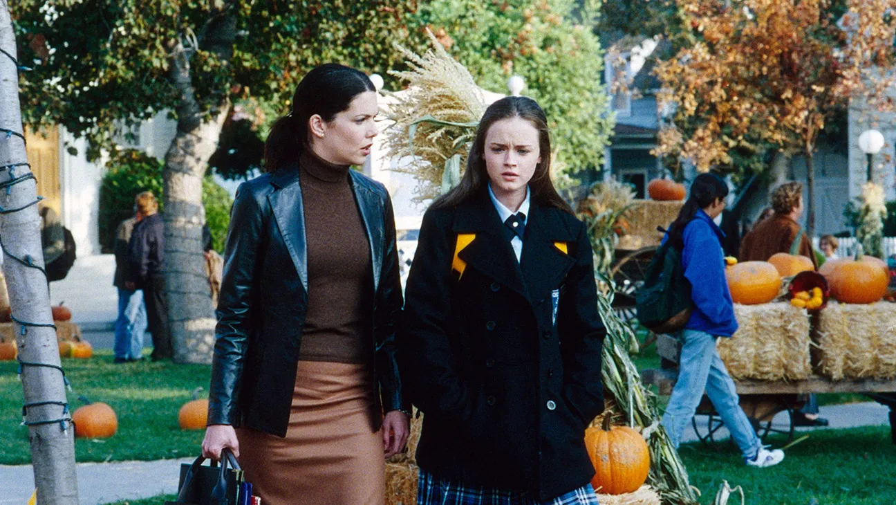 Stars Hollow Comes to Hulu: "Gilmore Girls" Complete Series Now Streaming