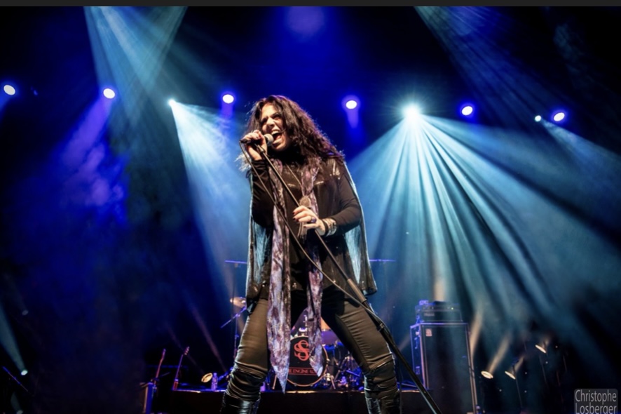 Sari Schorr Headlines FIRE AID NYC Presented by FENIX360 to Benefit Creative Visions 1/31/25